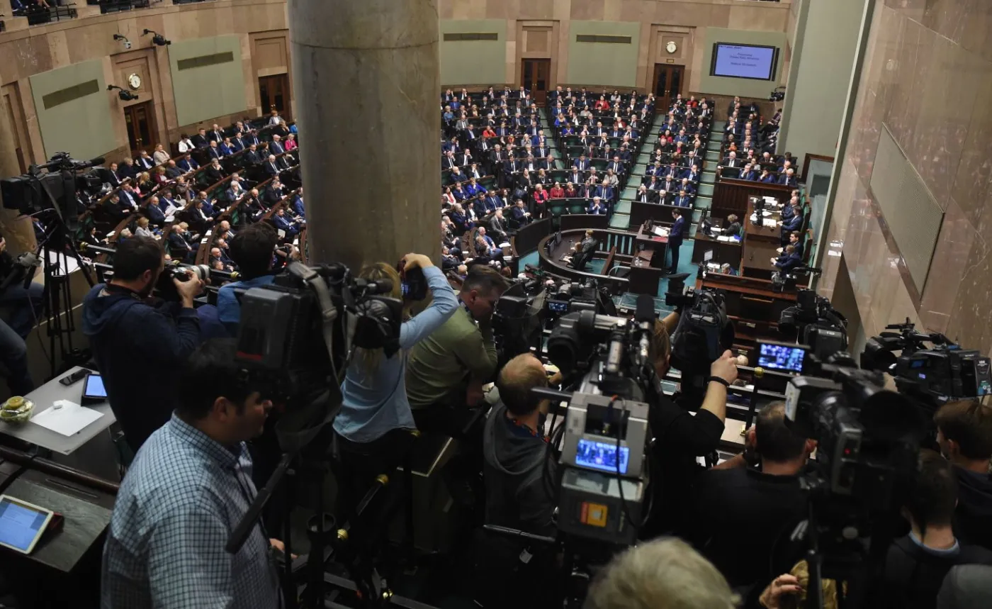 Morawiecki: Sądy były i są kulą u nogi procesów gospodarczych