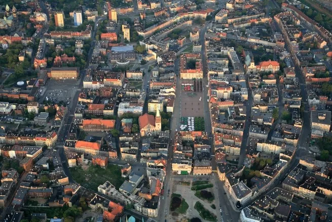 Urzędnicy z Bytomia nie dostaną w grudniu pensji. Miasto zadłużone jest na 216 mln zł