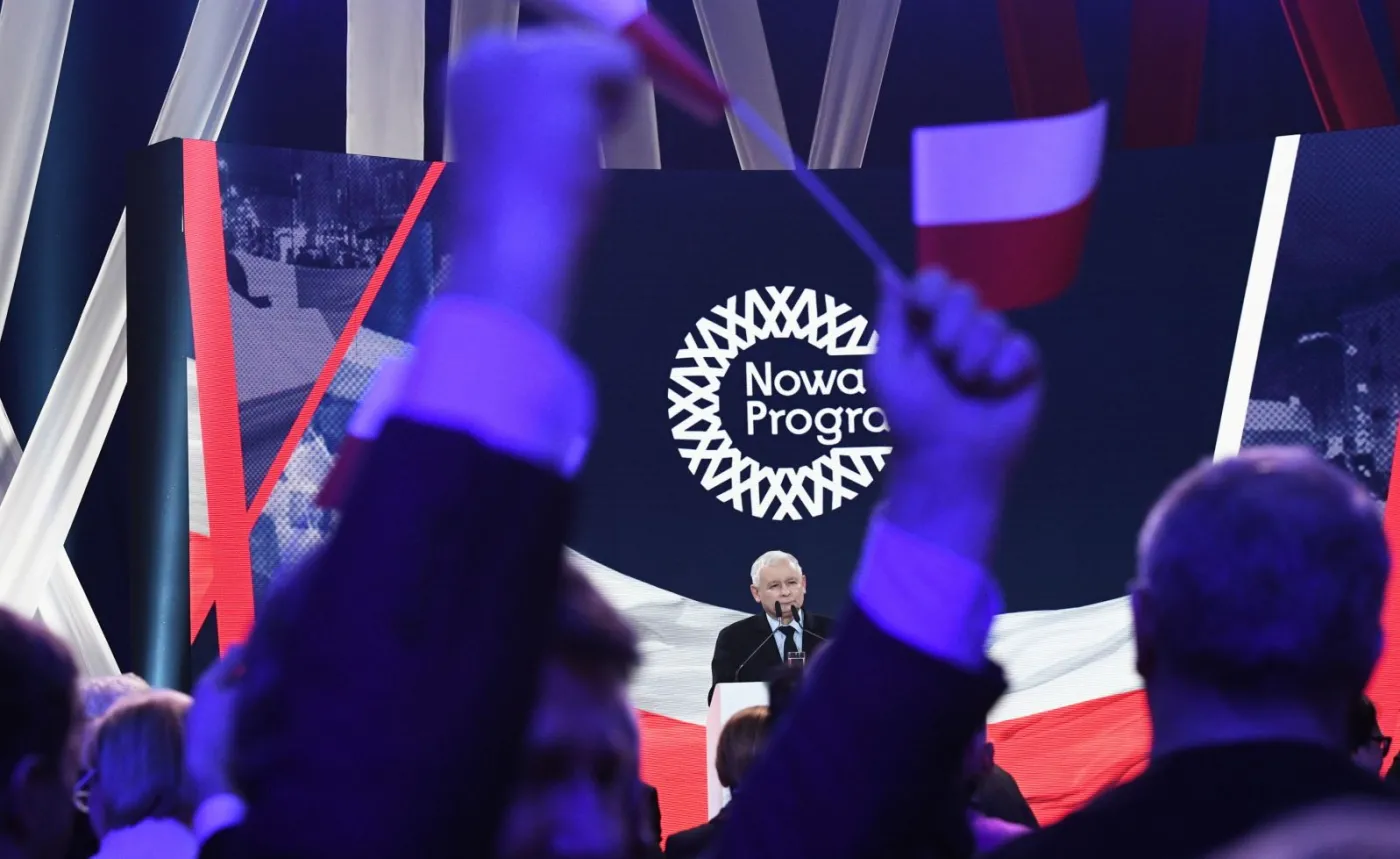 Skąd PiS weźmie fundusze na wyborcze obietnice? Ekstrawydatki pomoże pokryć ZUS