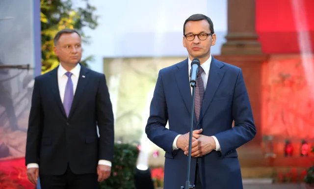 Leśnictwo i łowiectwo poza resortem rolnictwa, bez podwyżek dla podsekretarzy. Premier porozumiał się z prezydentem