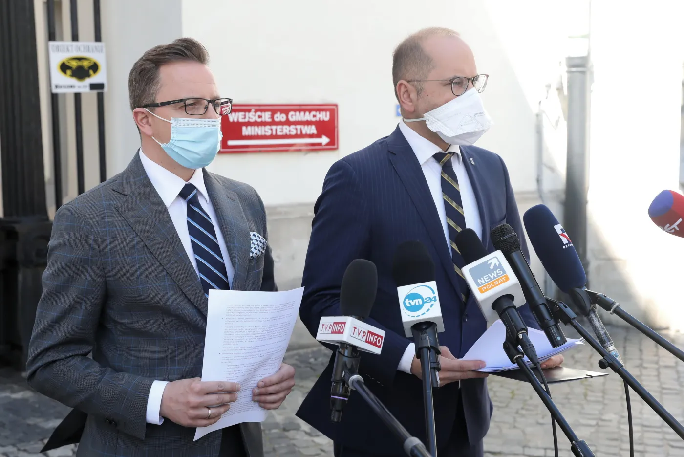 Posłowie KO: Apelujemy, by Sejm zajął się projektem uchwały ws. komisji śledczej dot. respiratorów