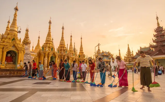 Złota Ziemia spływa krwią