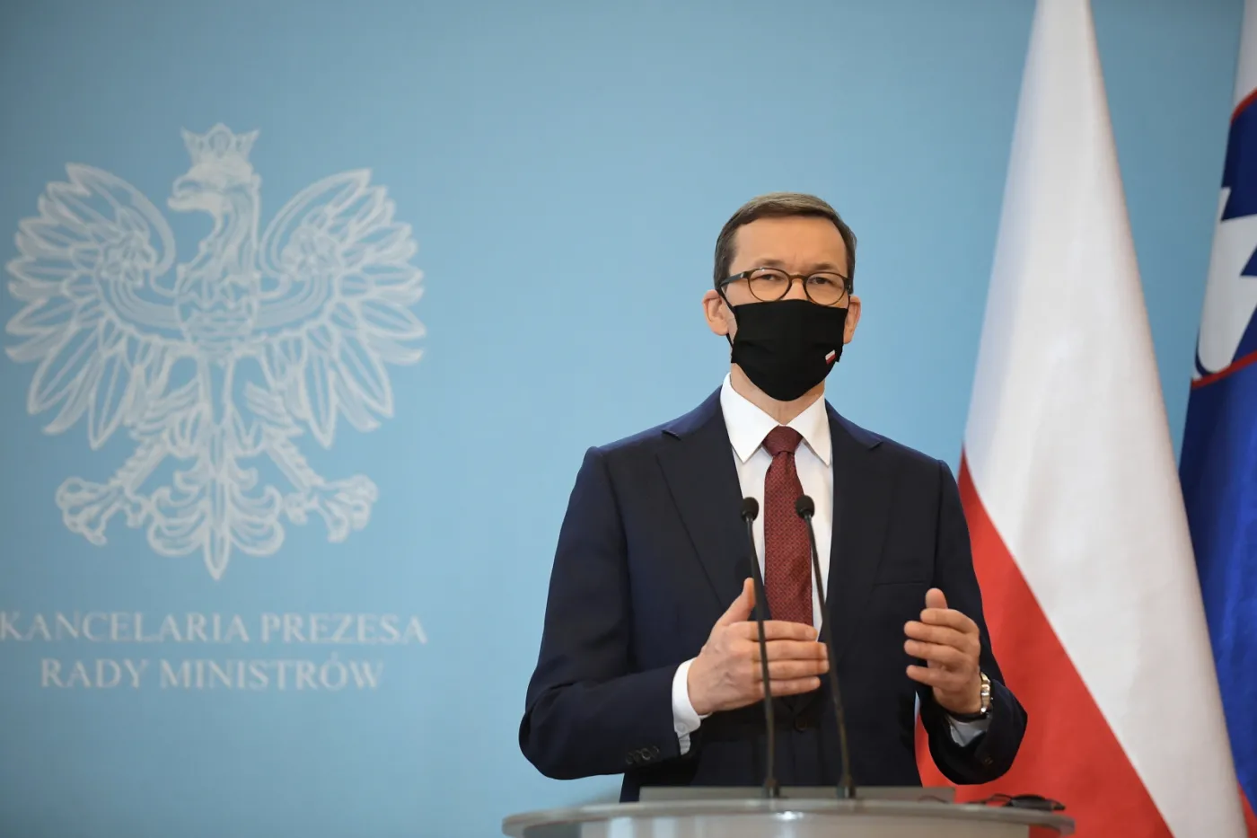 Premier: Moja żona Iwona i ja właśnie przyjęliśmy pierwszą dawkę szczepionki AstraZeneca