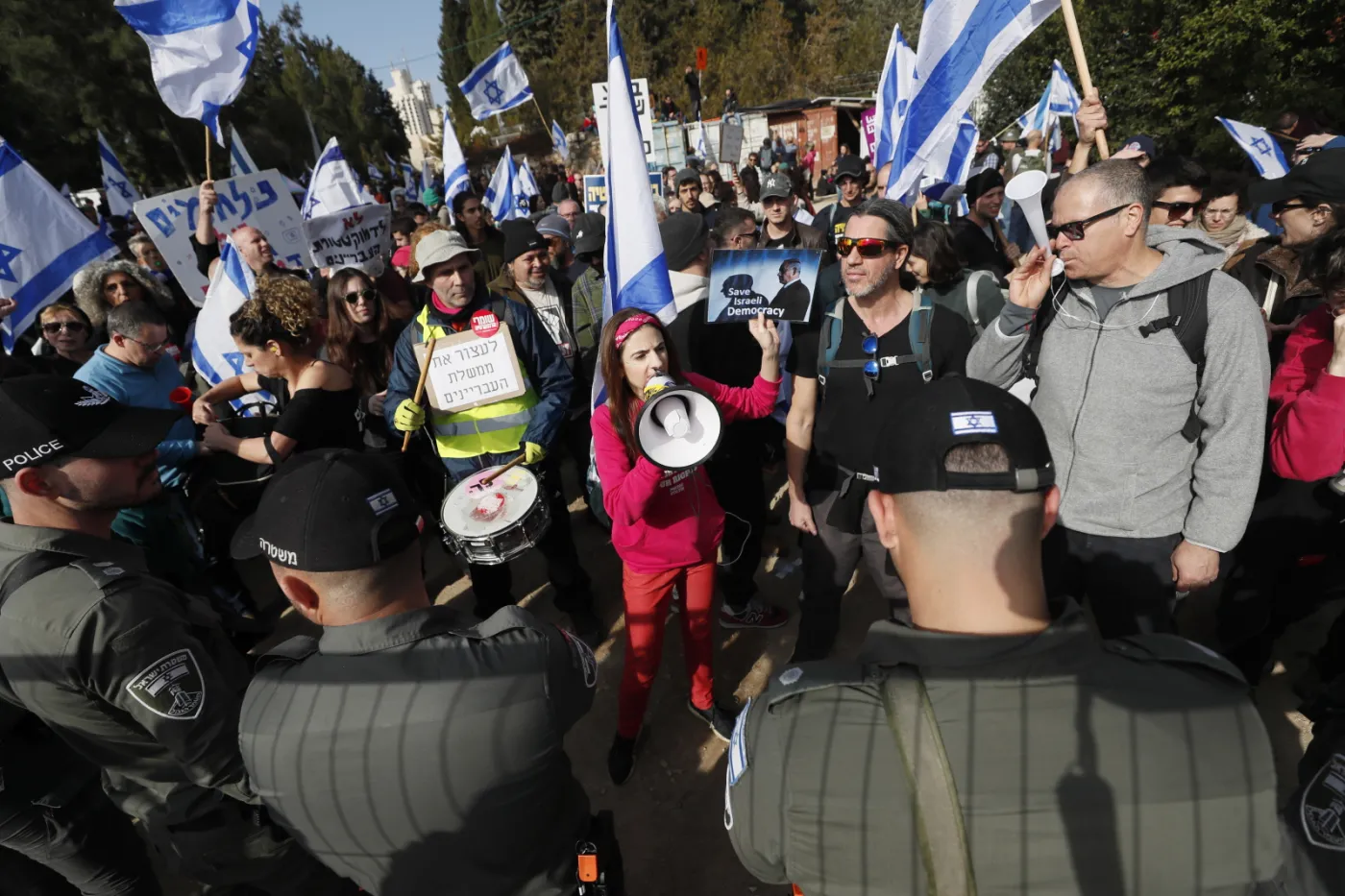Izrael zalegalizuje żydowskie osiedla na Zachodnim Brzegu. Świat krytykuje te plany