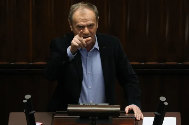 Tusk do republikańskich senatorów z USA: Reagan przewraca się w grobie