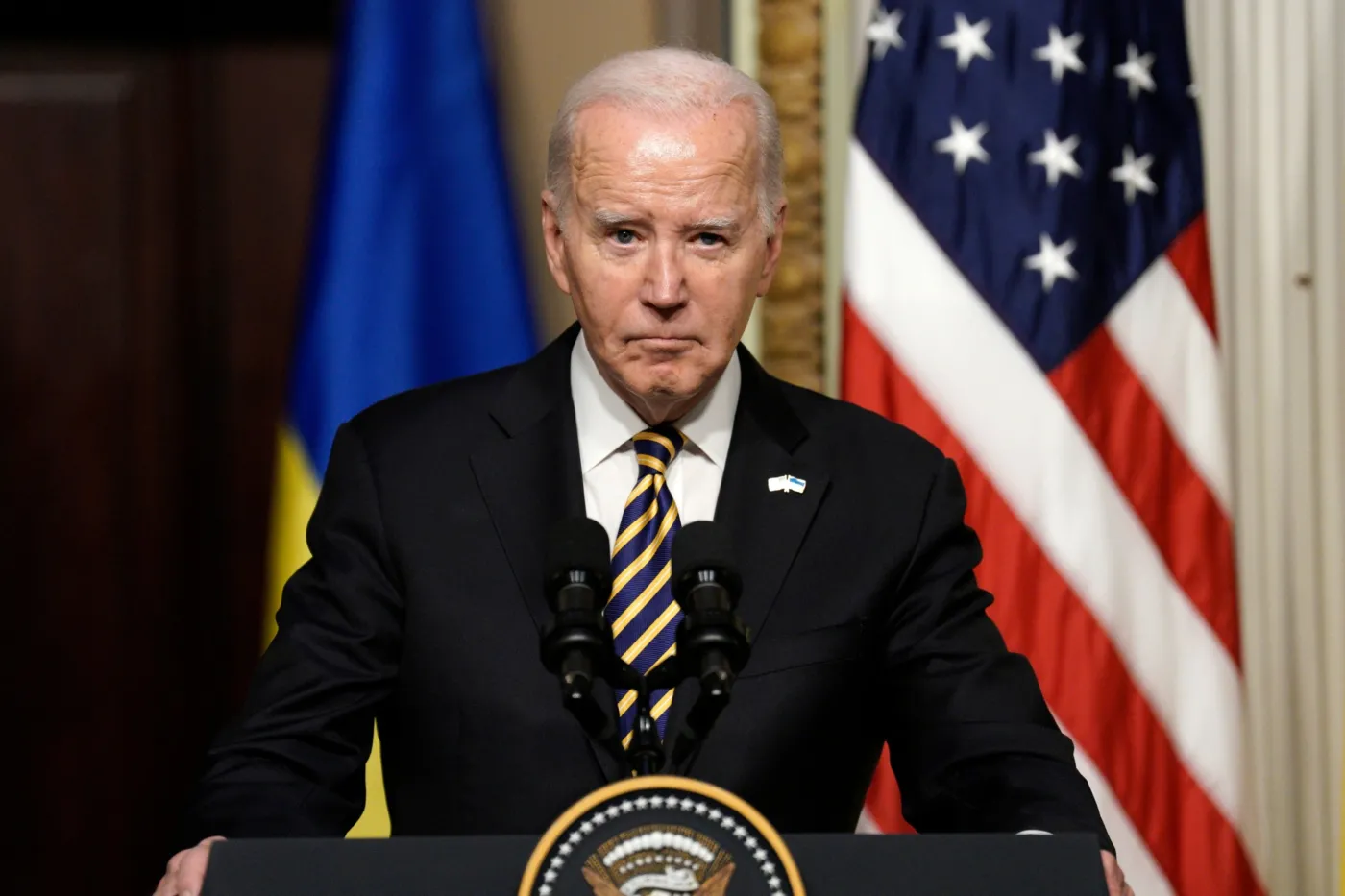 Joe Biden, prezydent USA, smutny