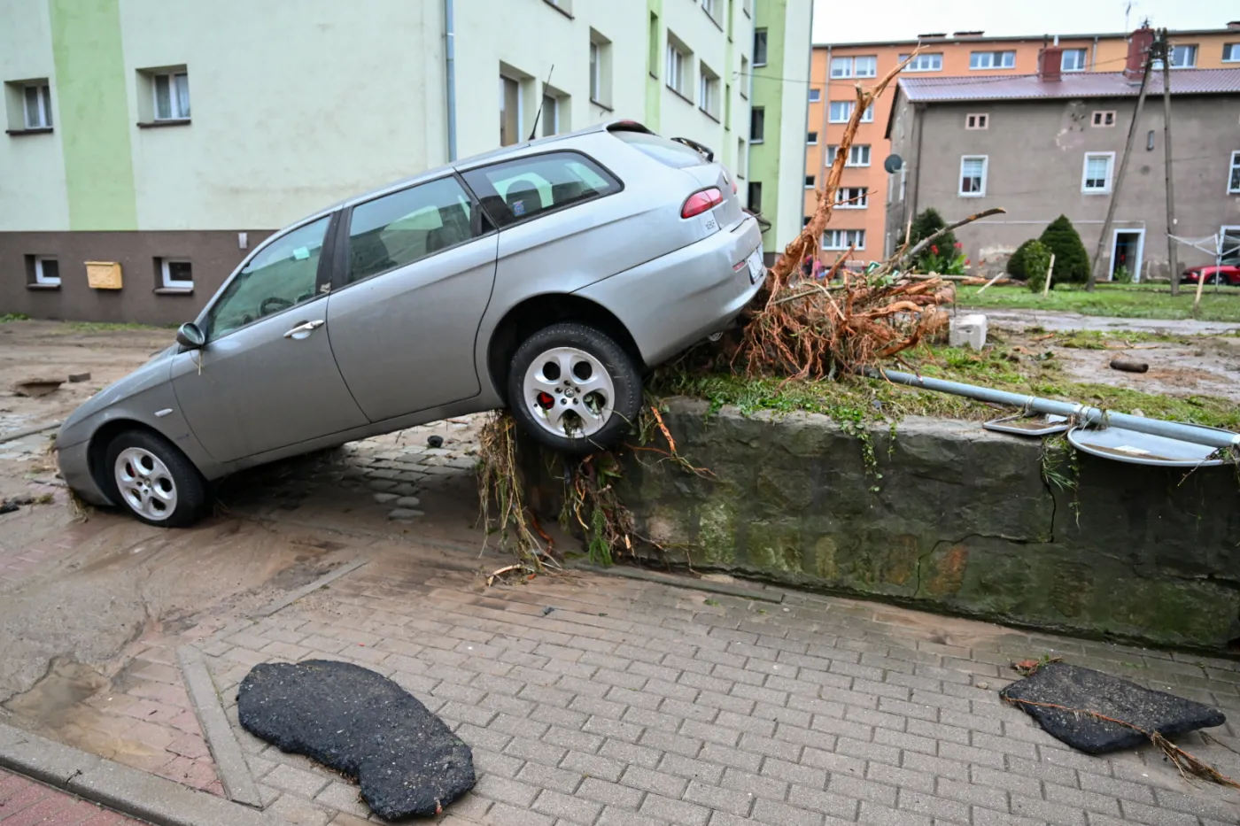Lądek-Zdrój. Rzeka zalała miasto