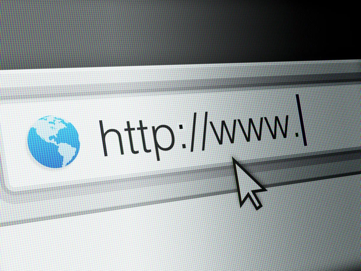 wyszukiwarka internet komputer