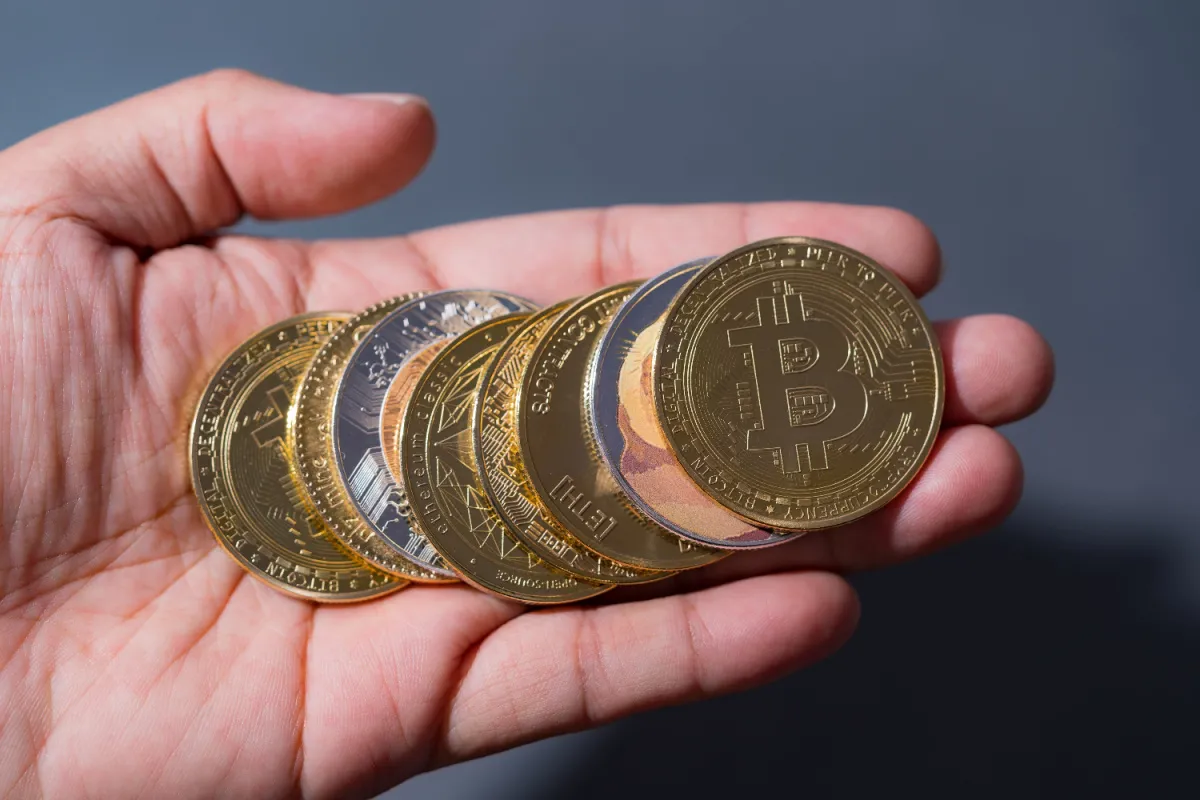 Nowe przepisy o kryptowalutach w Polsce. KNF zyska nowe kompetencje nadzorcze