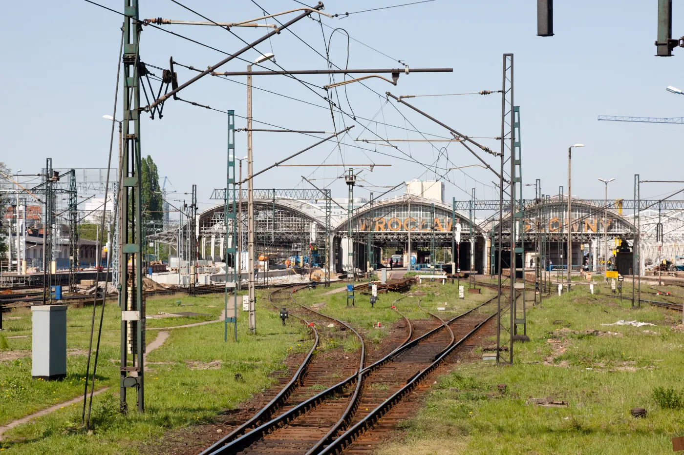 Aglomeracje stawiają na kolej. W największych miastach rozkręcają się inwestycje na torach PKP