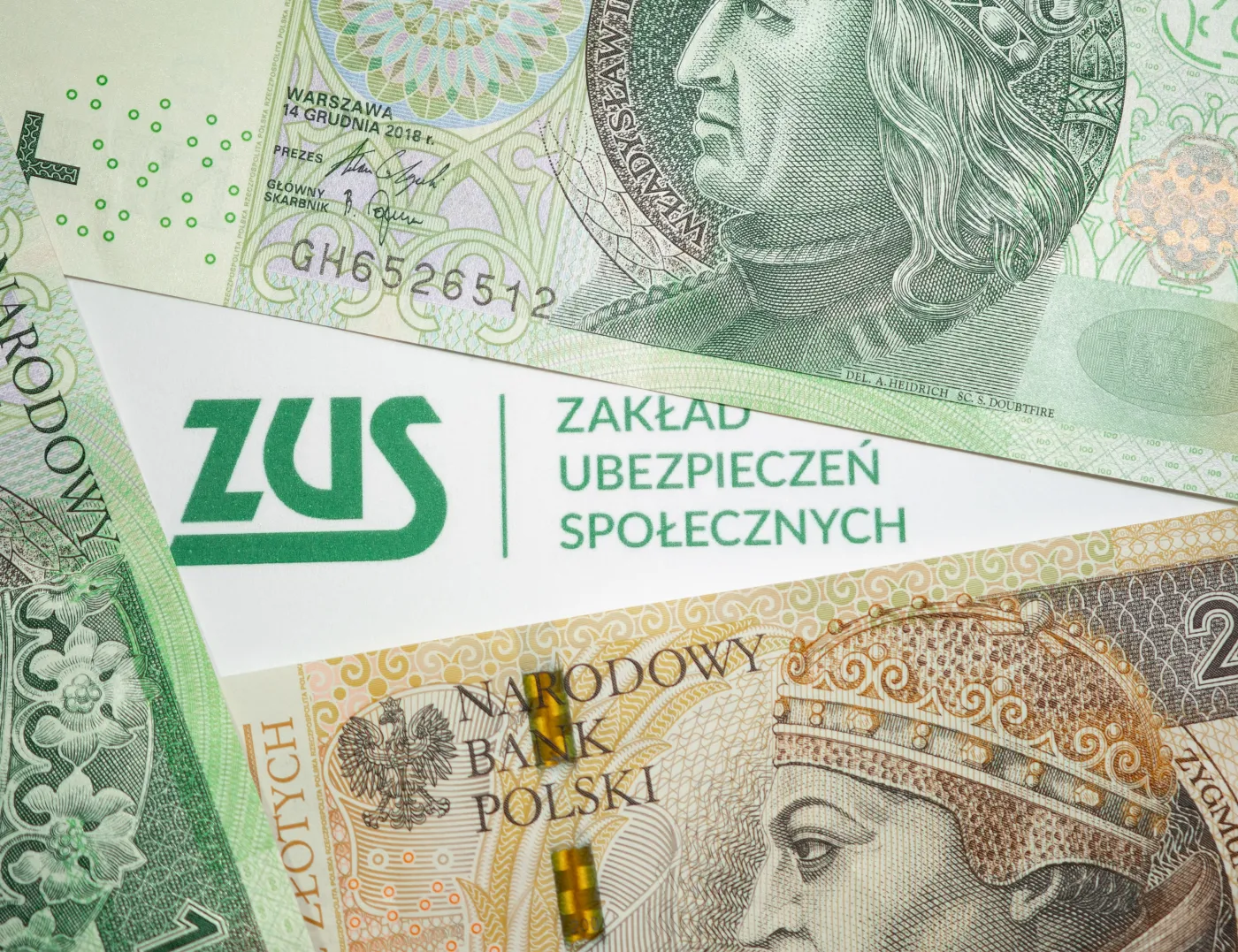 Dodatki do pensji: jakie są zasady opłacania składek