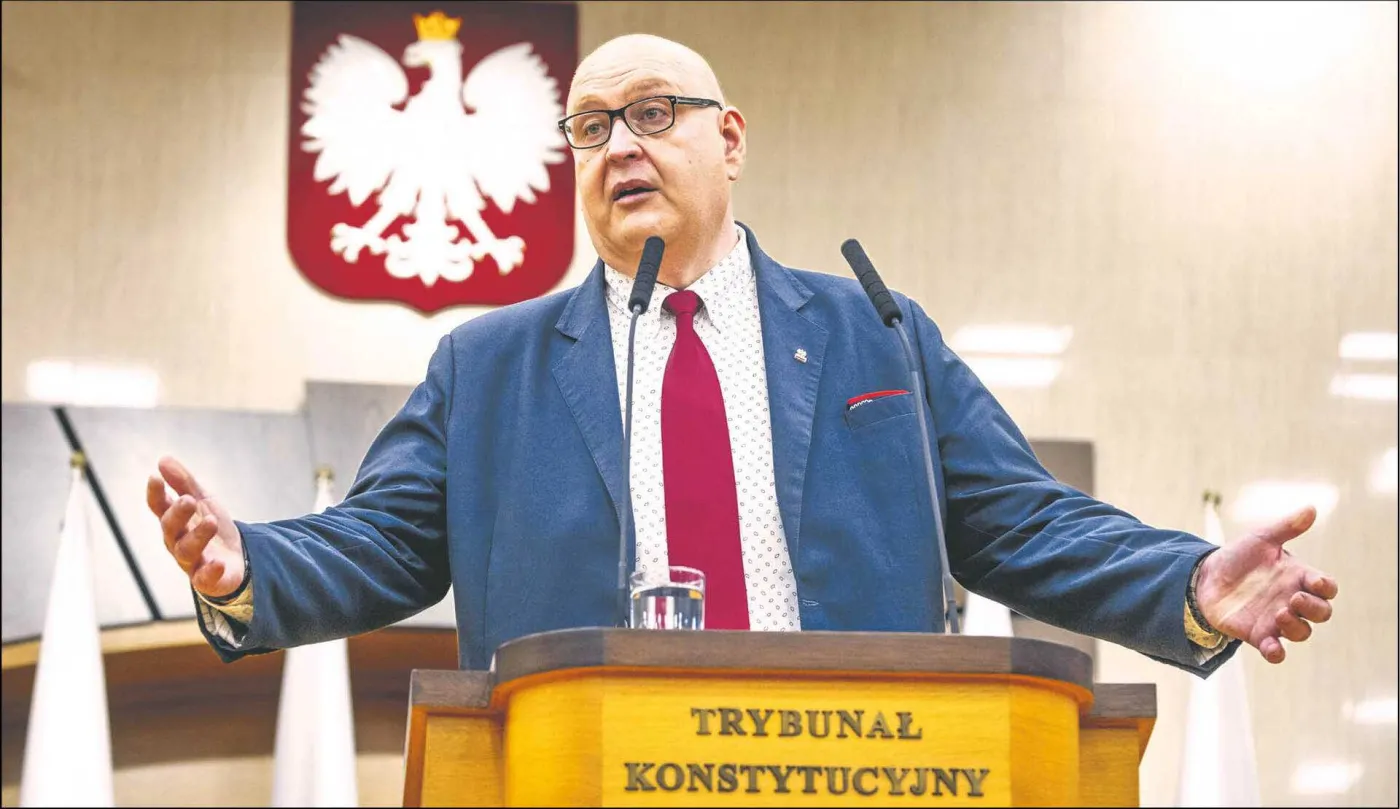 Tusk wstrzymał publikację decyzji prezydenta