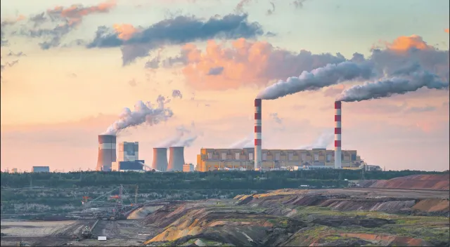 Rząd stawia na PGE, a PGE na Bełchatów. Rośnie temperatura rywalizacji o elektrownię jądrową