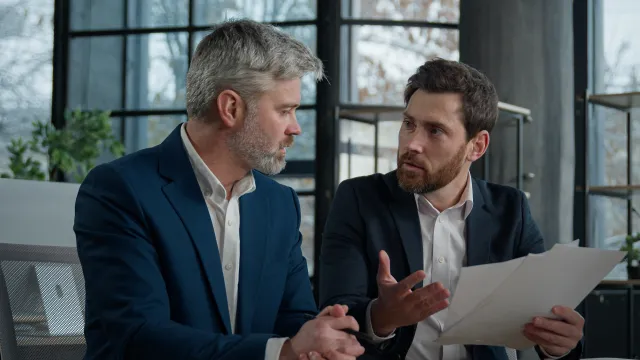 Kontrowersje wokół stażu pracy. Co zmienia projekt i jakie są uwagi posłów