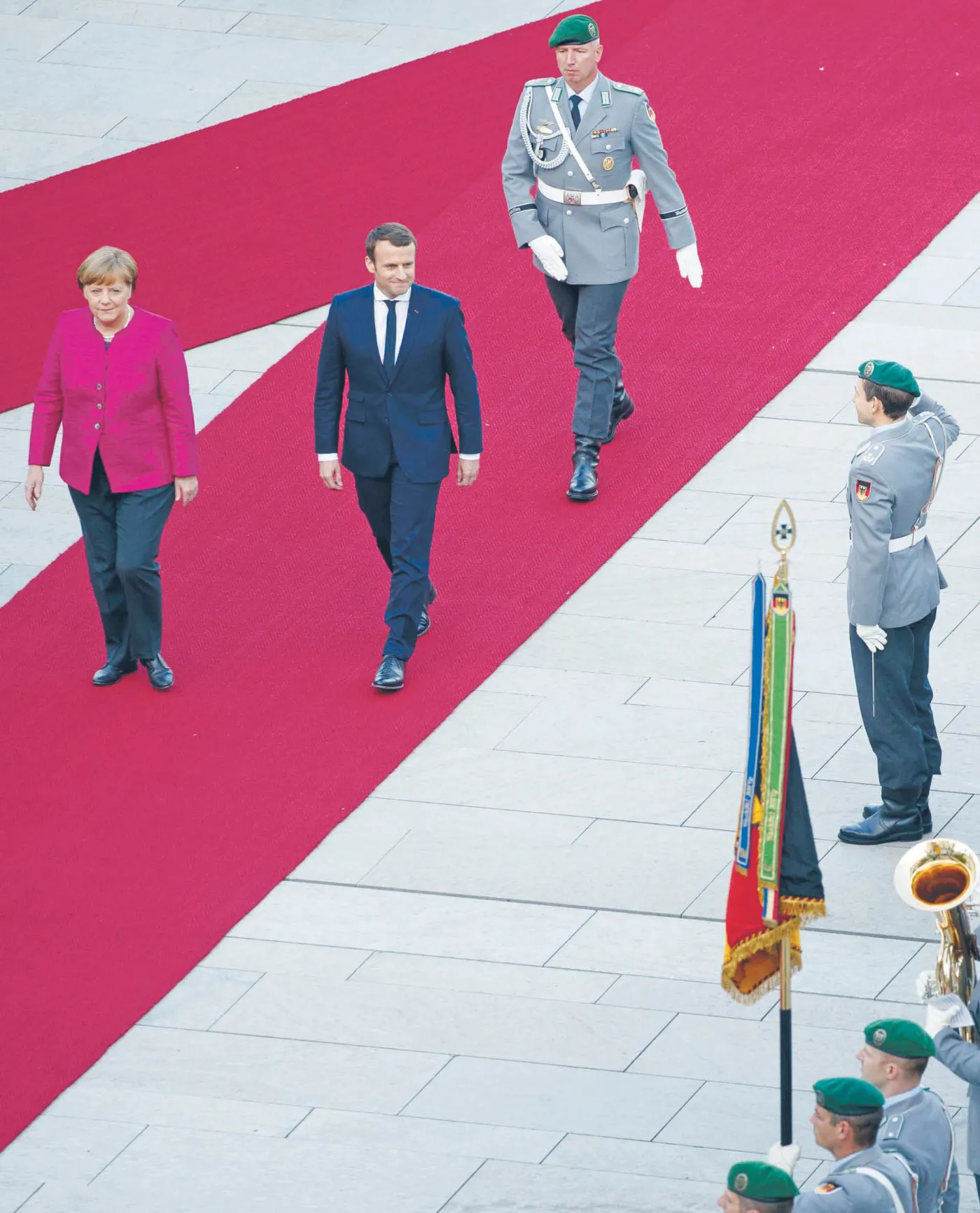 Armia Macrona gwarantem bezpieczeństwa Unii