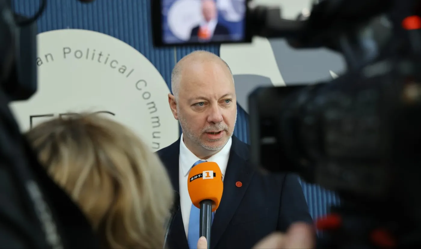 Bułgarski rząd posłuchał niezadowolonej ulicy. Dymisja tuż przed wprowadzeniem euro