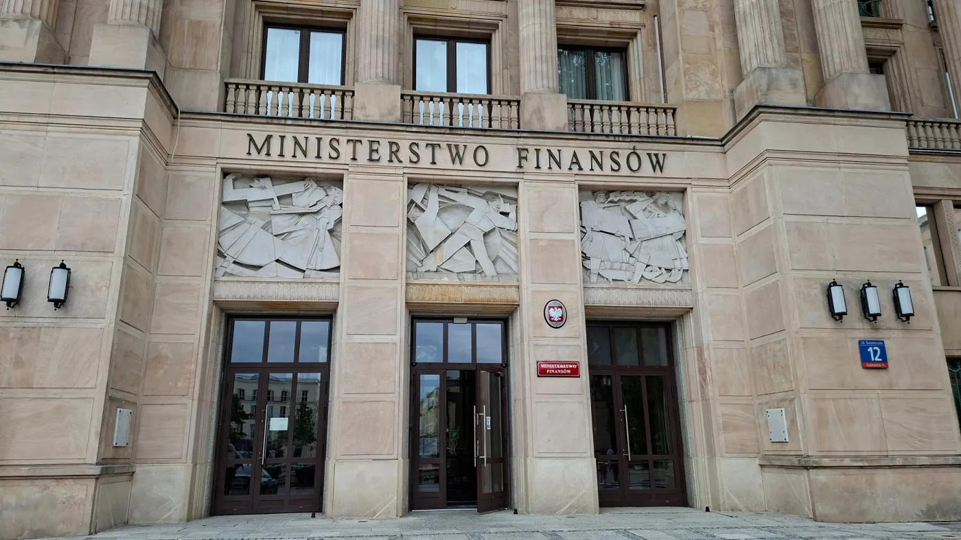 zwrot podatki decyzje sądy mf