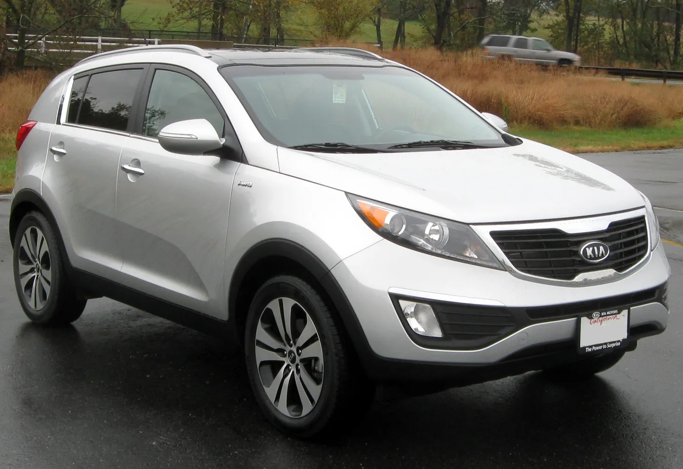 1239149-2011-kia-sportage-ex-10-12-2010.jpg