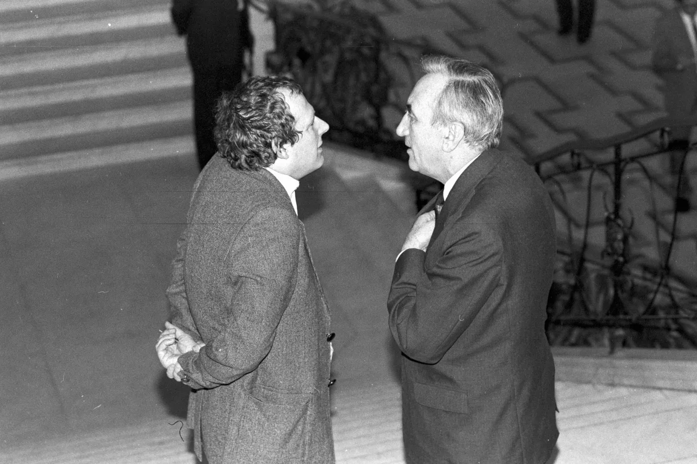 1537922-tadeusz-mazowiecki-i-adam-michnik.jpg