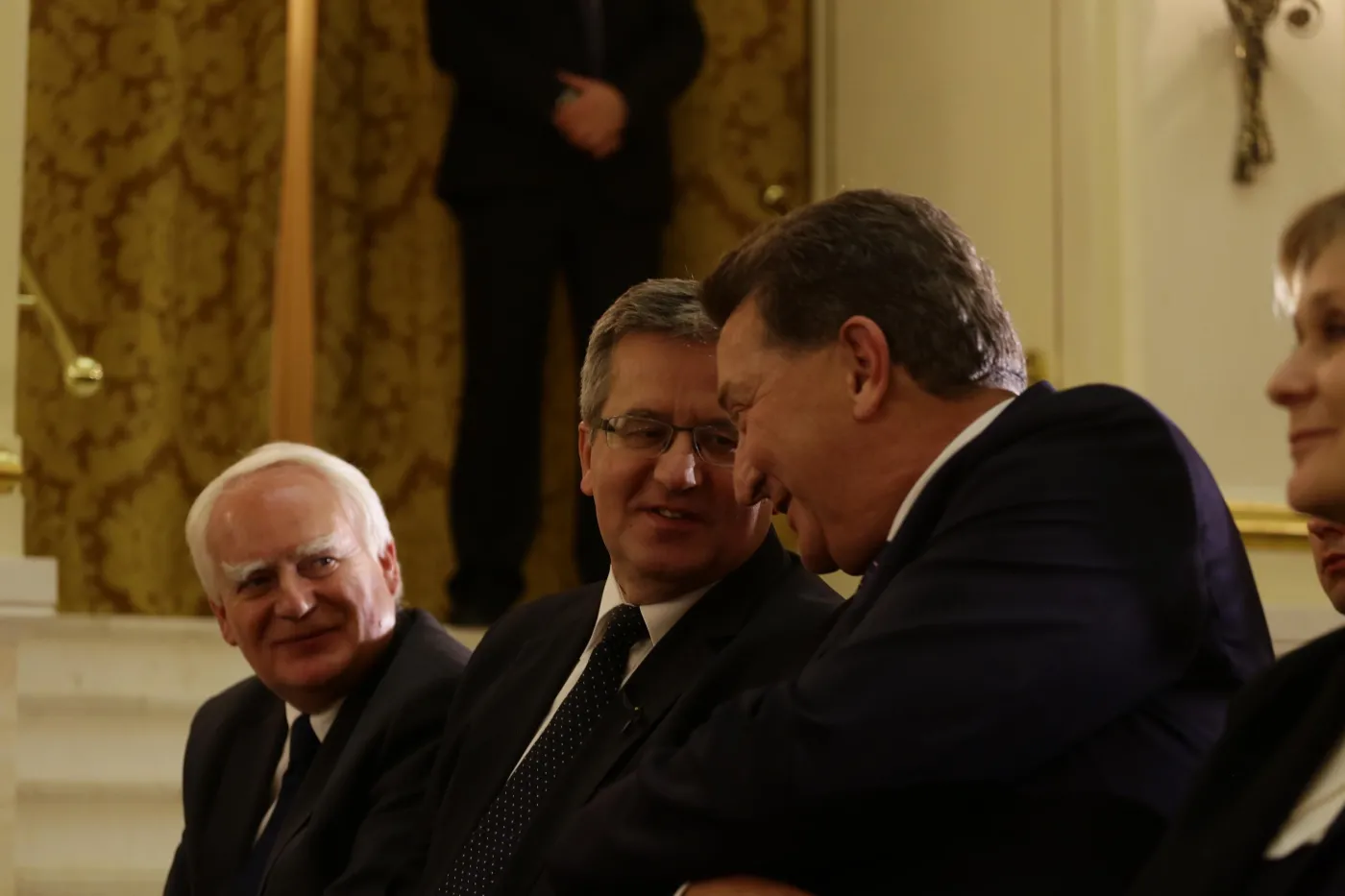 1541979-prezydent-bronislaw-komorowski.jpg