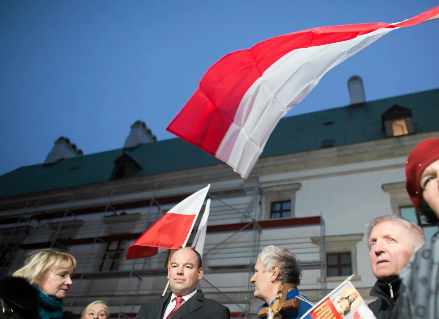 1550294-manifestacja-srodowisk-zwiazanych.jpg