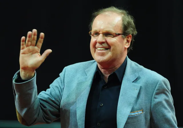 Seksafera Fibaka: Tenisista pozwie Wprost do sądu