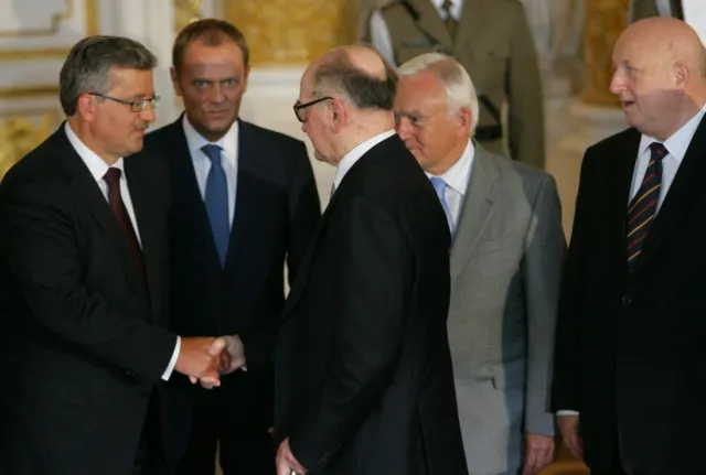Czy hołdy dla Jaruzelskiego są niestosowne?