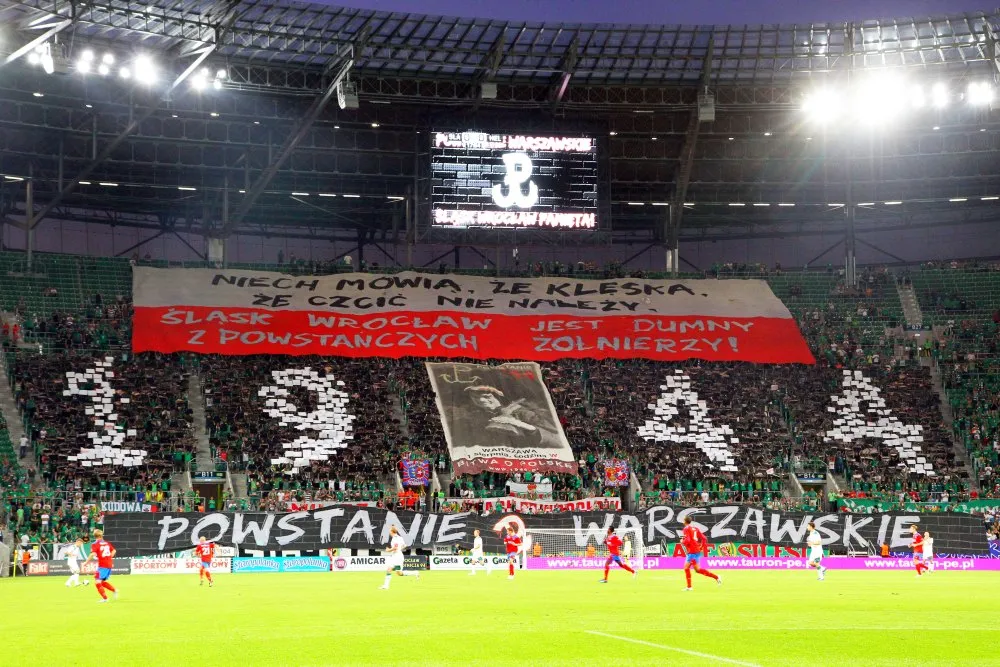 1426681-powstanie-warszawskie02-wroclaw.jpg