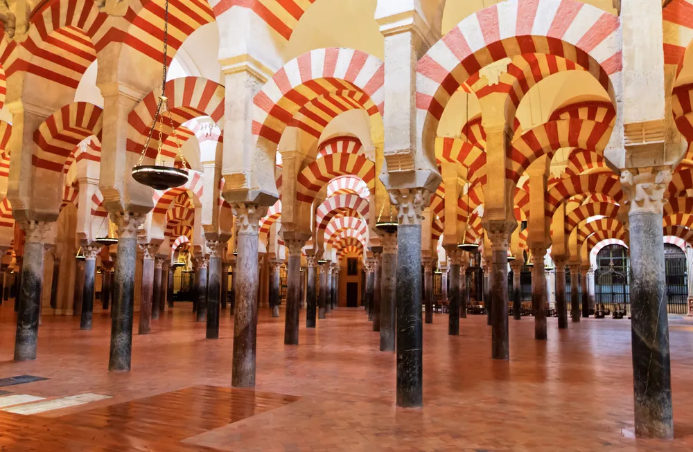 1449731-wielki-meczet-w-kordobie-zwany.jpg