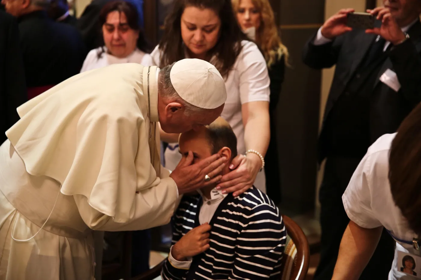 Franciszek w Asyżu: Kościół musi wyrzec się próżności, pokusy pieniędzy