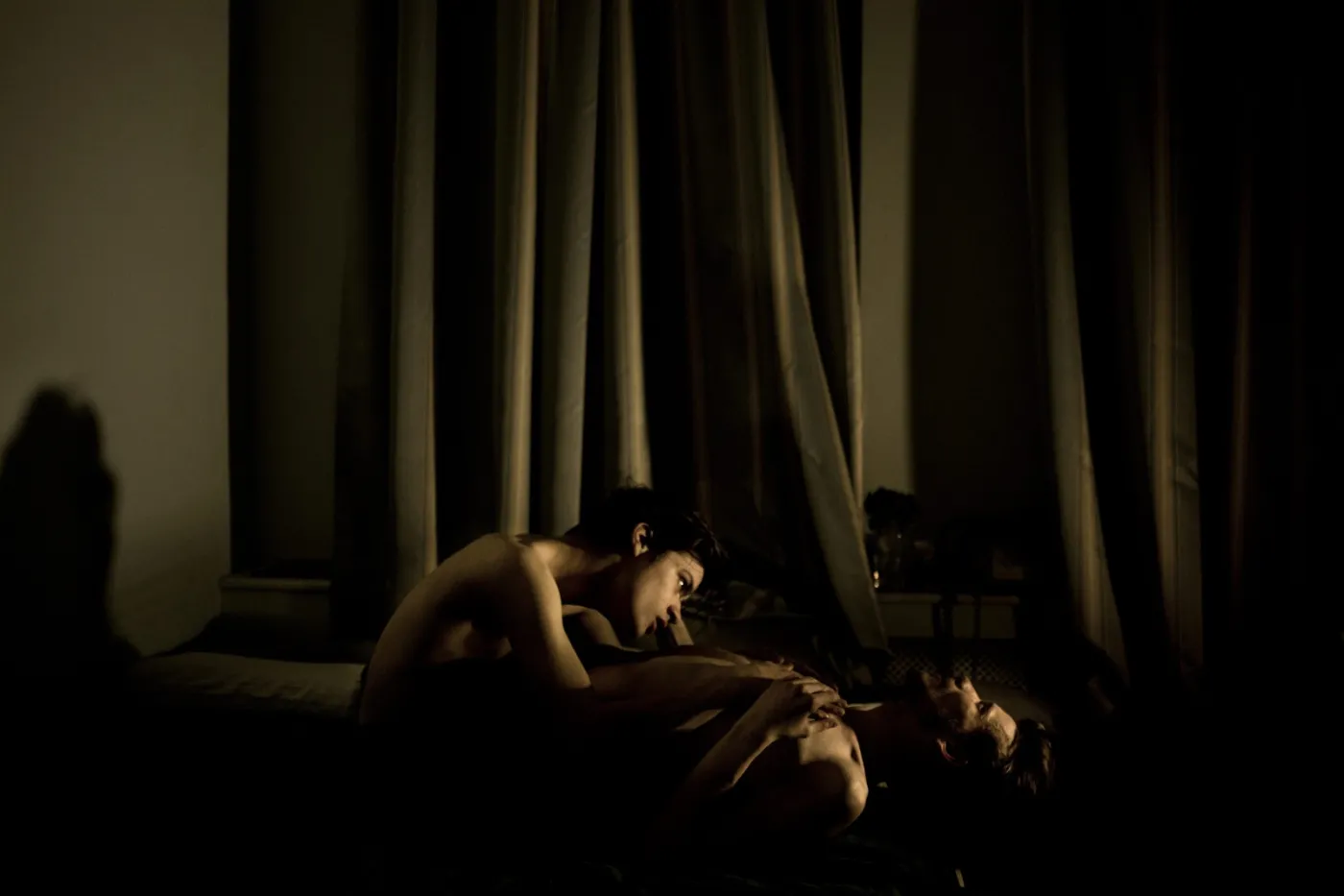 World Press Photo 2015: Zdjęcie roku otrzymał Mads Nissen (Dania) za fotografię "Jon and Alex". Kategoria: Contemporary Isssues