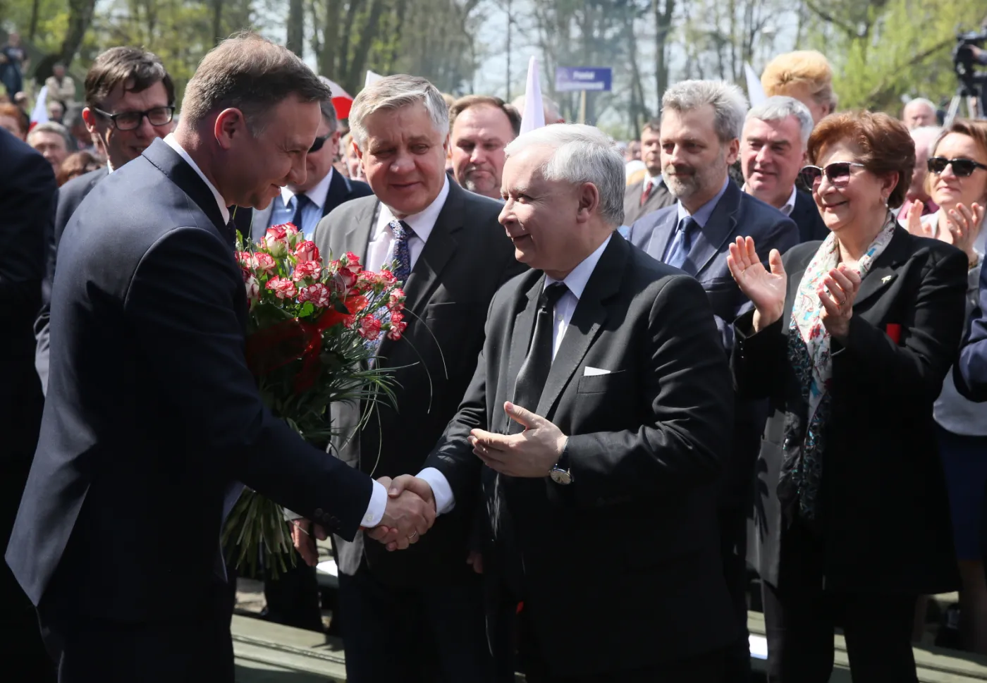 Duda: Władze wprowadzają do szkół "tylnymi drzwiami" obce treści ideologiczne