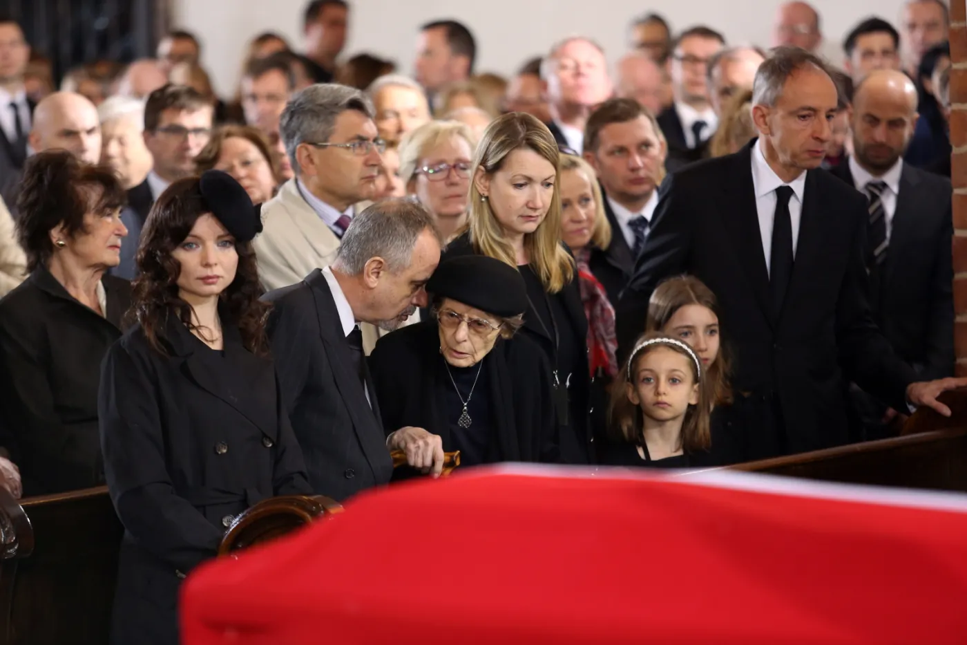 Uroczystości pogrzebowe Władysława Bartoszewskiego: Profesor spoczął na Powązkach