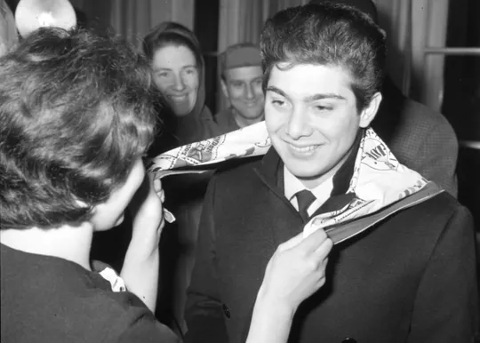 2255488-paul-anka-wystapil-w-kongresowej.jpg
