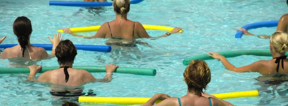 6 sportów wodnych na lato