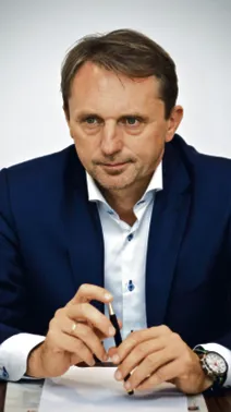 2301041-tomasz-czechowicz-prezes-zarzadu.jpg