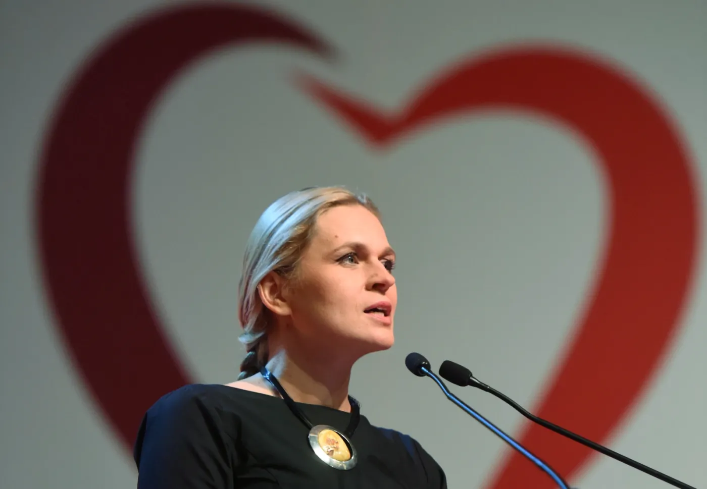 Nowacka: Jeśli Miller jest odpowiedzialny za więzienia CIA w Polsce, to poniesie konsekwencje