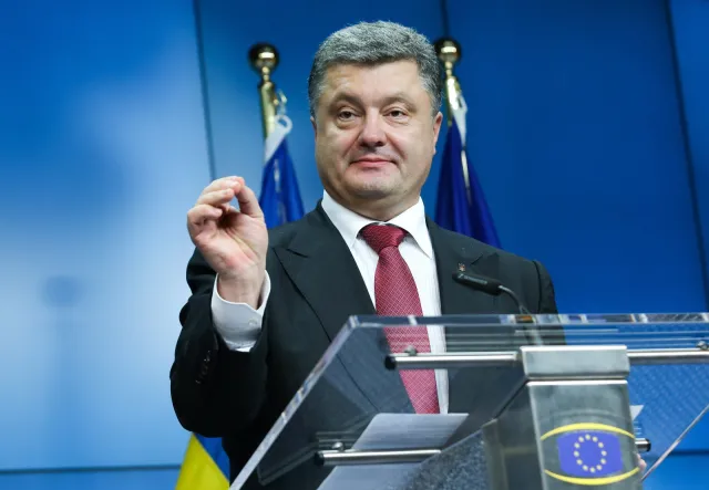 Ukraina: Poroszenko przedłużył zawieszenie broni