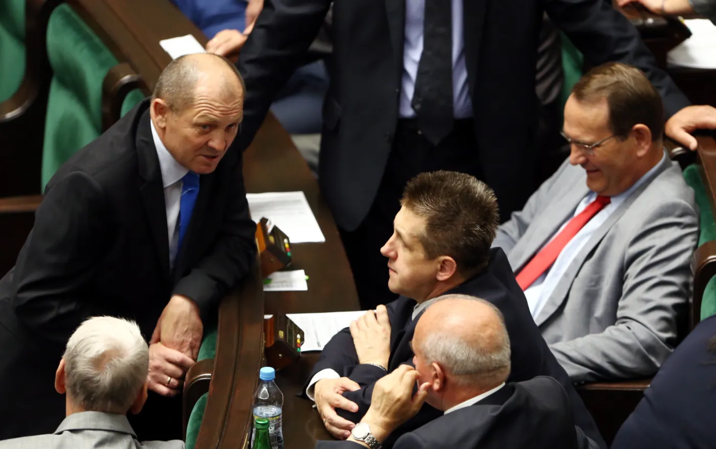 Minister rolnictwa oskarża: w Polsce służby włączają się w politykę