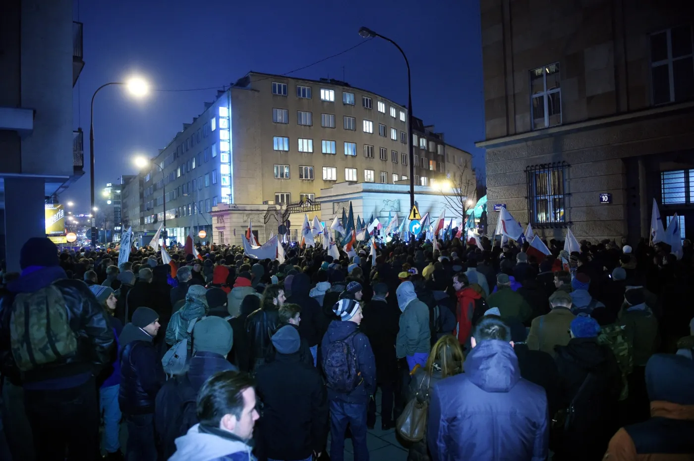 1997348-zainicjowana-przez-ruch-narodowy.jpg