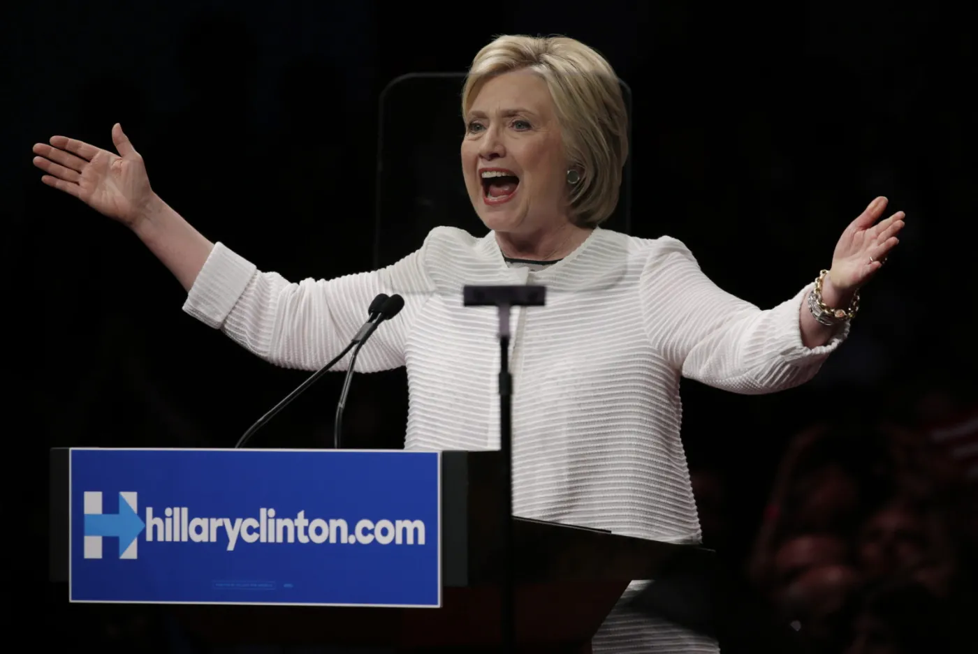 Wybory w USA: Clinton kandydatką Demokratów w listopadowej walce o Biały Dom