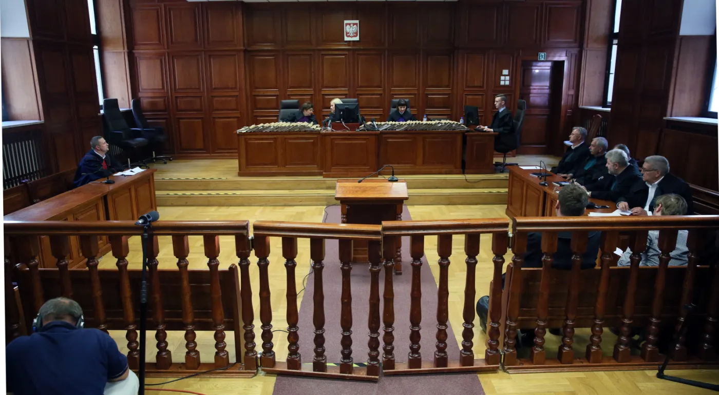 Wyrok ws. korupcji i fałszowania dokumentacji medycznej: Kara w zawieszeniu i grzywna dla Lwa Rywina