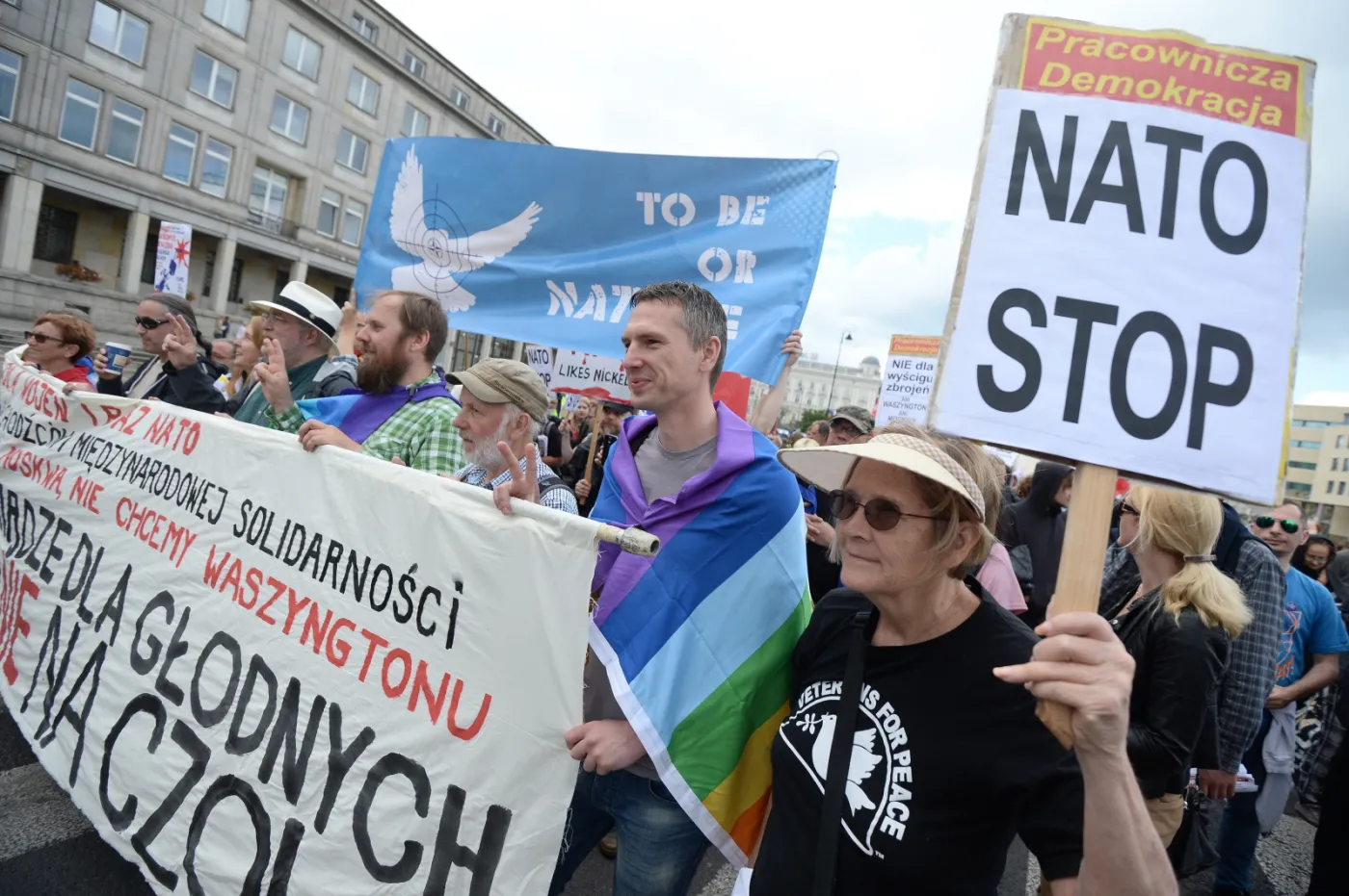 Demonstracja pod hasłem "Pieniądze dla głodnych, nie na czołgi", PAP/Bartłomiej Zborowski 