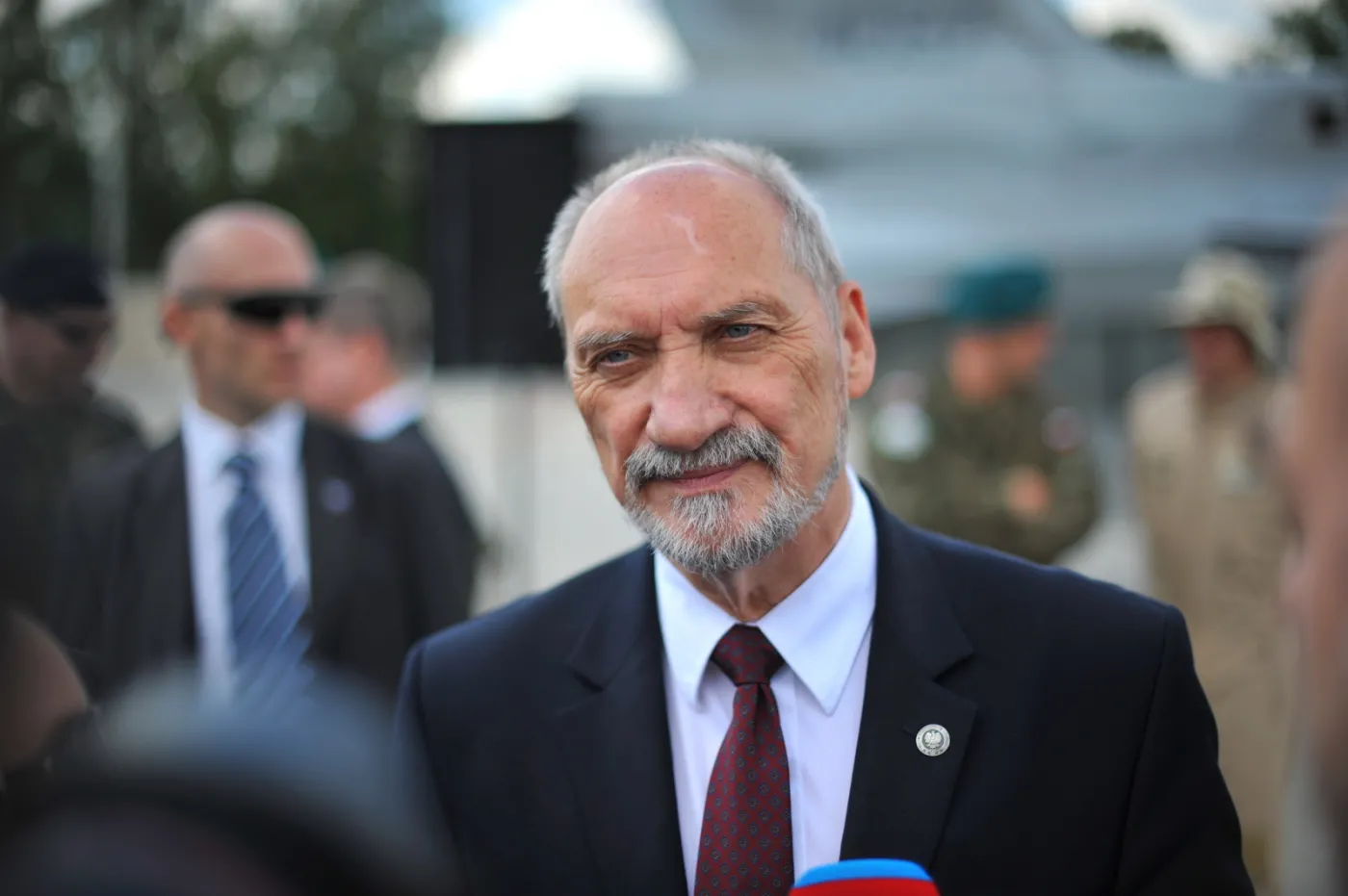 Macierewicz: Potrzebne są nakłady na obronność w wysokości co najmniej 3 proc. PKB