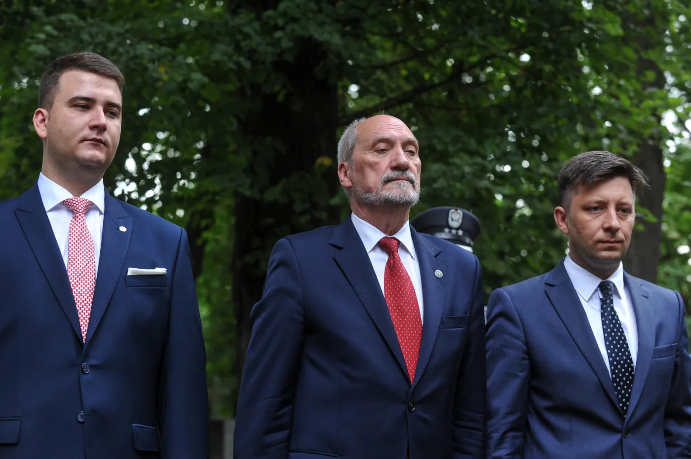 "Z konia zrobiono rzymskiego senatora, z Misiewicza - fundament polskiej obronności". Opozycja o odznaczeniu rzecznika MON