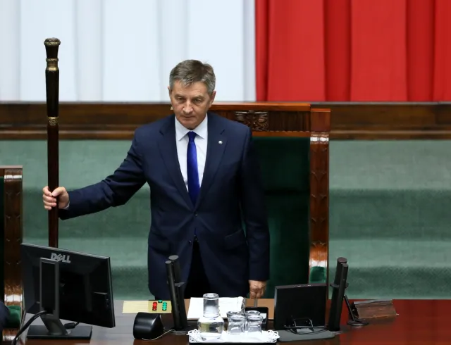 Prezes PiS: To zaszczyt bronić marszałka - człowieka uczciwego i prostej drogi