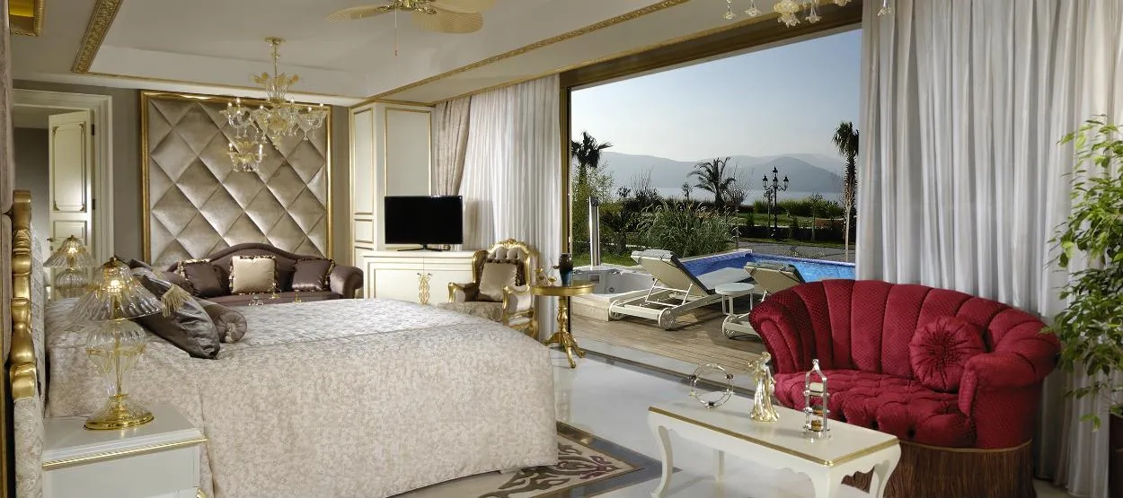 2672460-the-palace-suite-jumeirah-bodrum.jpg