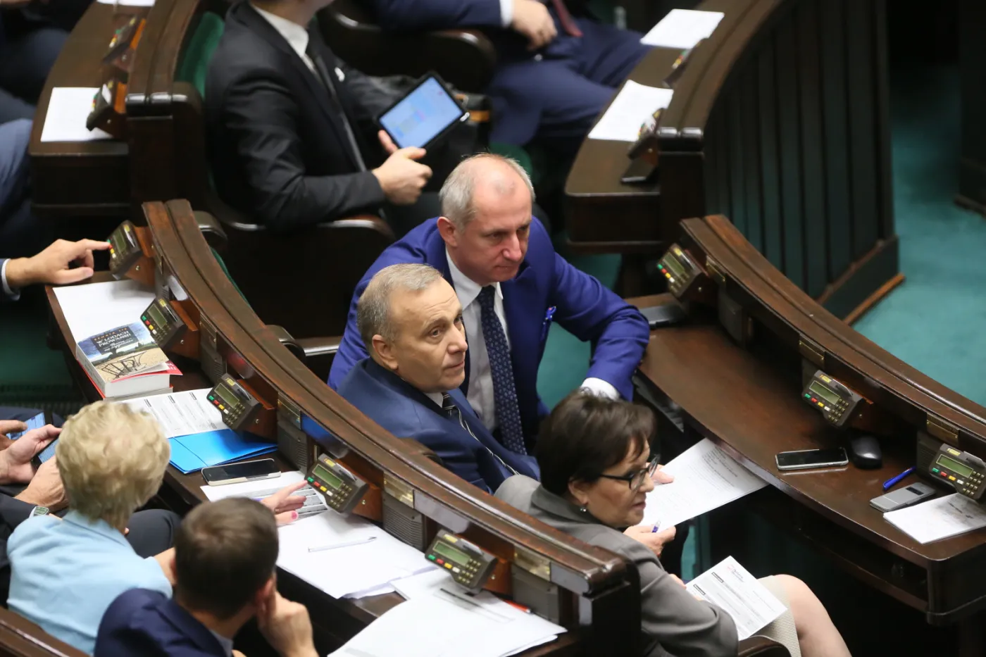 Schetyna: Prezydent i premier powinni stanąć przed TS