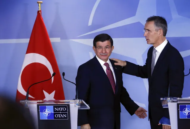 Turcja i NATO oskarżają Rosję o sabotaż działań międzynarodowej koalicji w Syrii