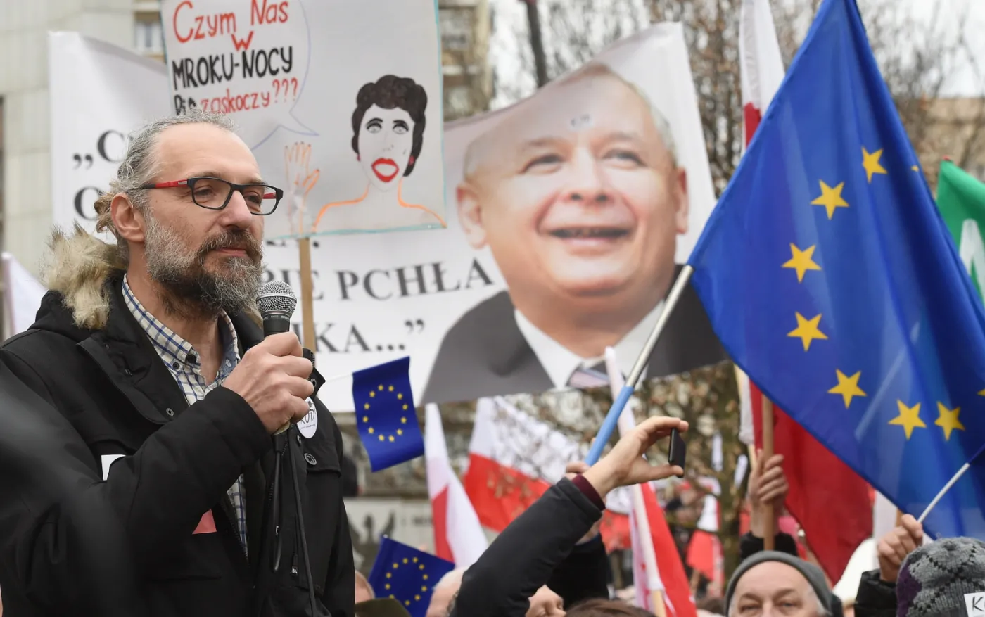 Lider KOD: Odsunięcie PiS-u od władzy nie jest naszym celem. Szanujemy wynik demokratycznych wyborów